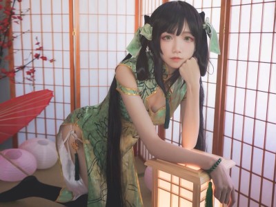 【王者美图】月牵起她的手游戏攻略_手游下载