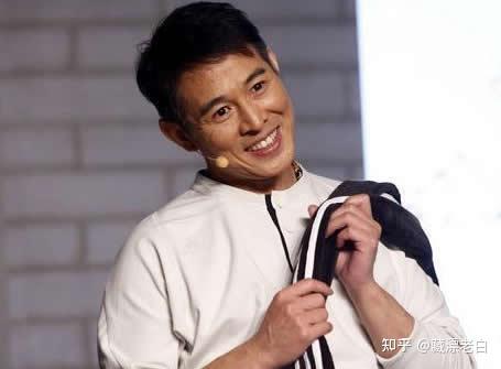 李连杰九眼天珠纹身，李连杰九眼天珠是什么材质的才是真的天珠  第1张